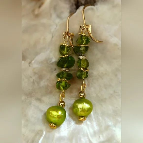 Genuine Arizona PERIDOT & Green Baroque Pearl In 18K Gold Plated Long Earrings - Picture 3 of 6